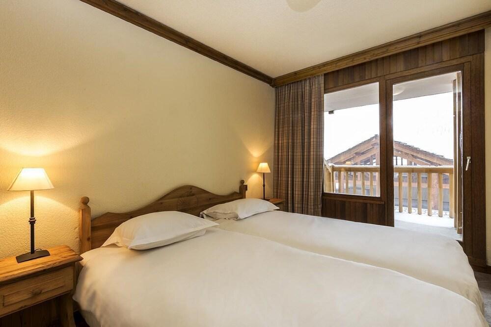 Madame Vacances Residence Alpina Lodge วาลดีแซร์ ภายนอก รูปภาพ