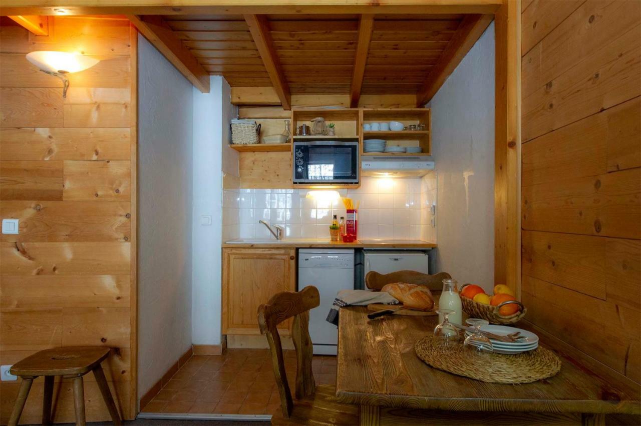 Madame Vacances Residence Alpina Lodge วาลดีแซร์ ภายนอก รูปภาพ